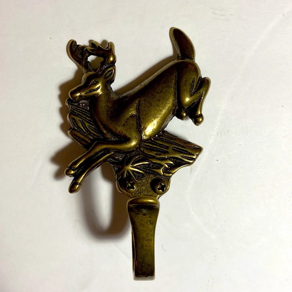 Natural Wonder Deer Brass Hook, Antique Brass